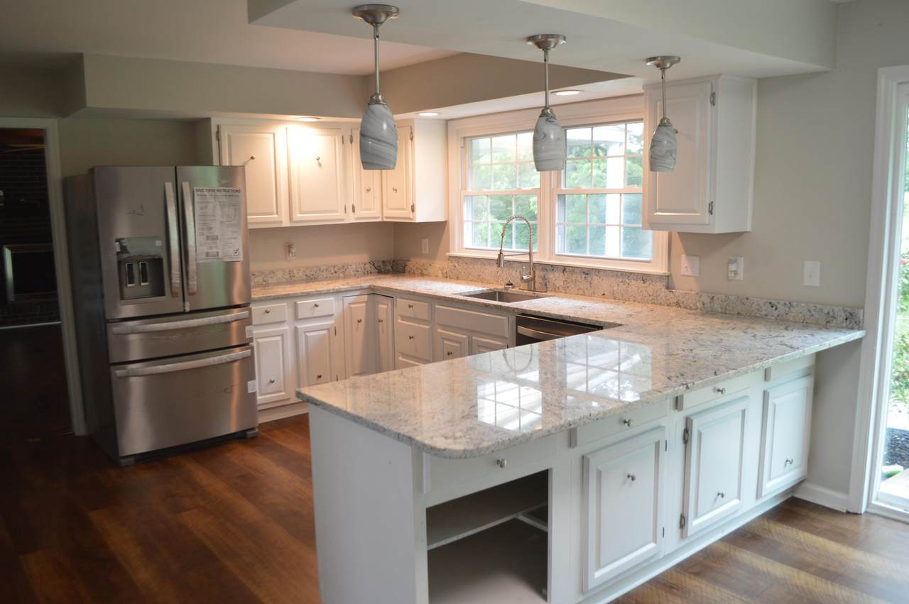 327 Clearbrook Drive - Photo 1