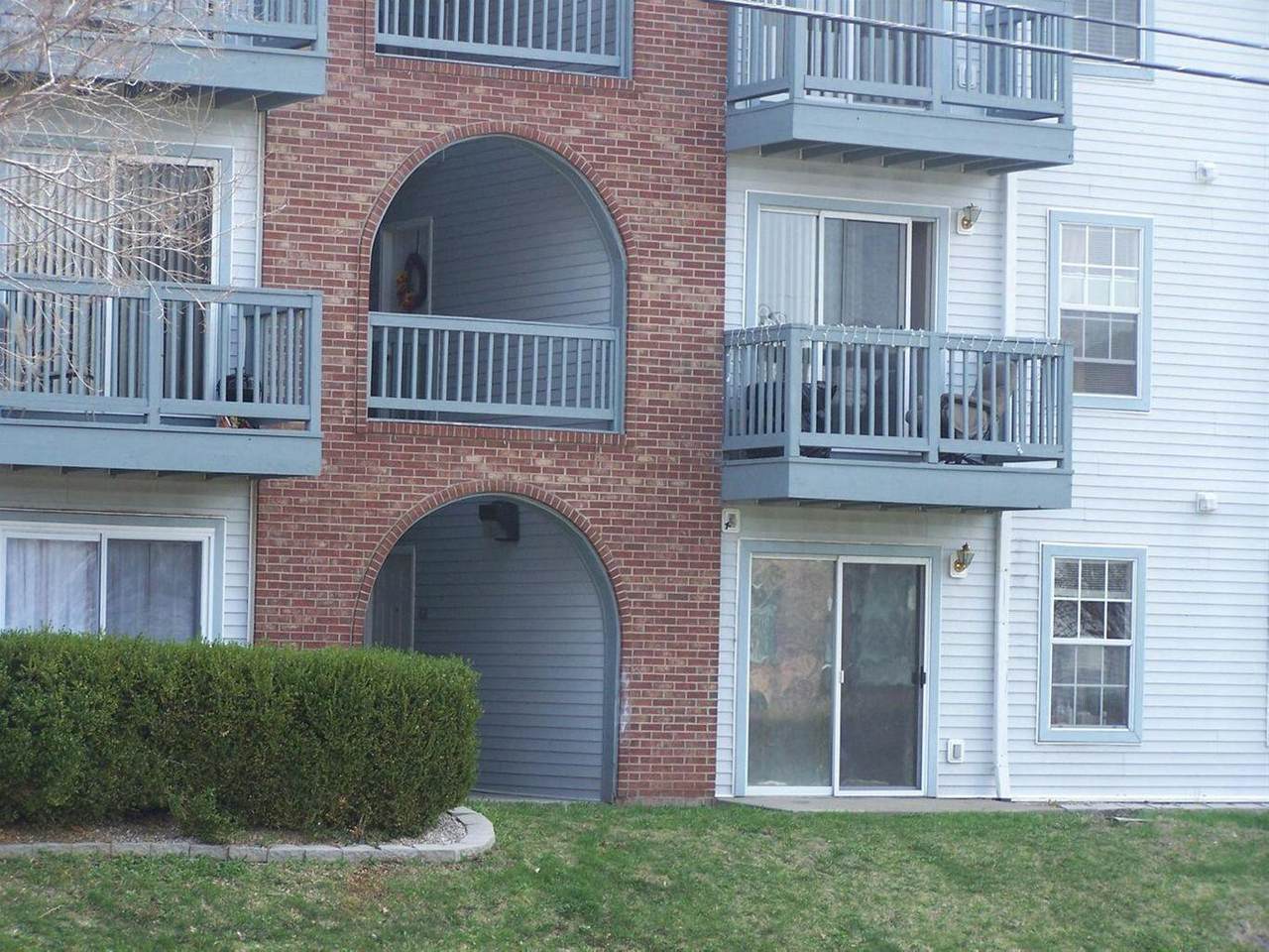 251 Simpson Avenue - Photo 1
