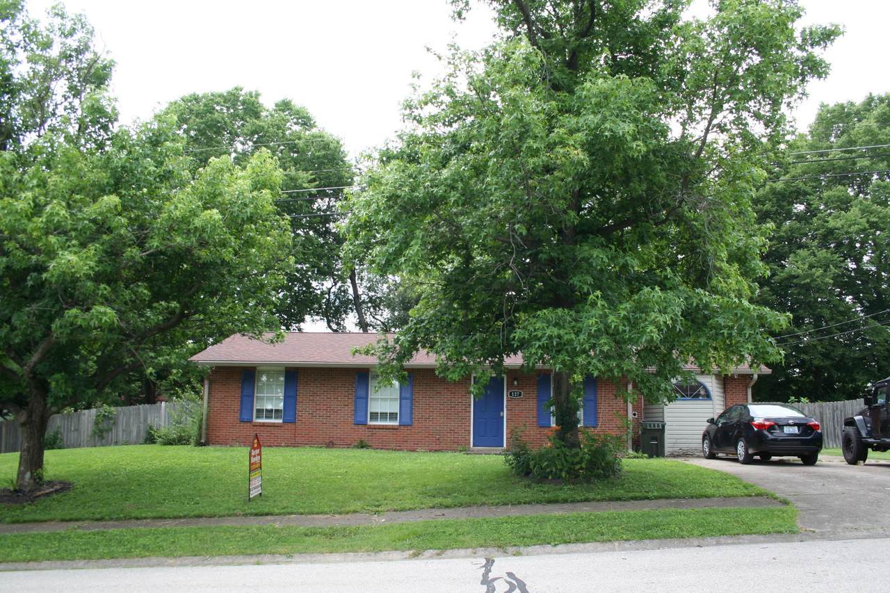 127 Springside Drive - Photo 1