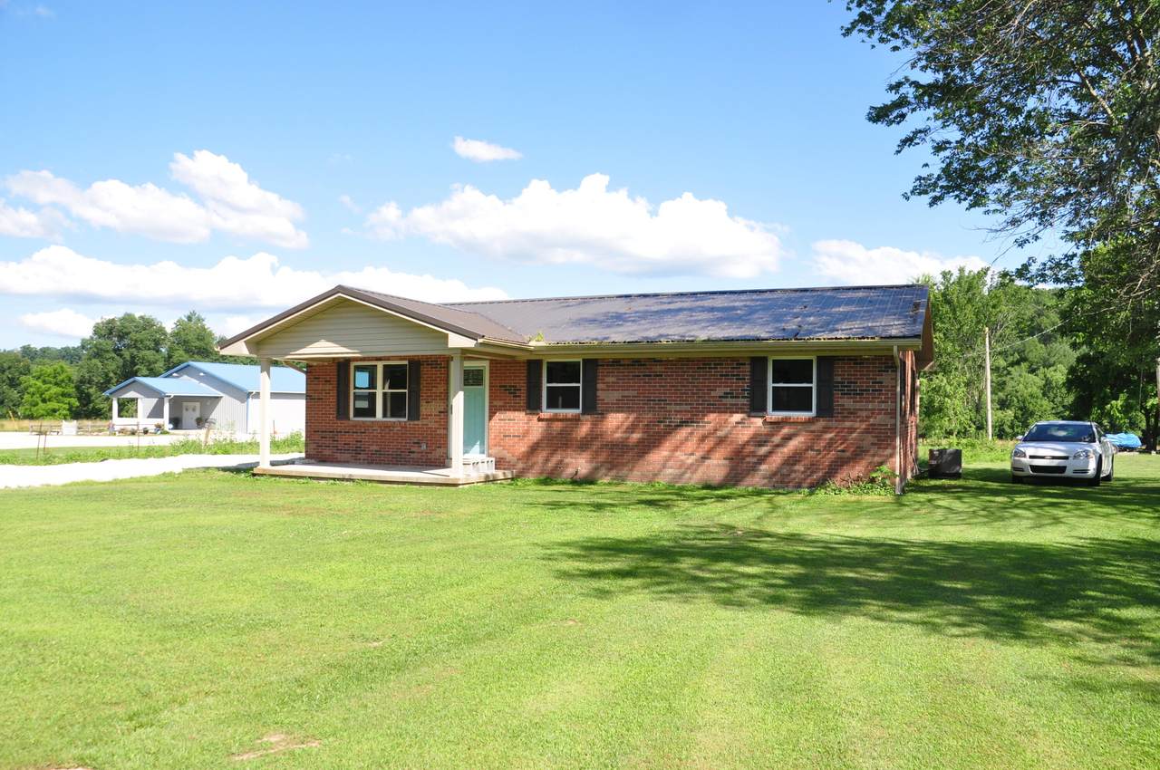 1765 Highway 882 - Photo 1