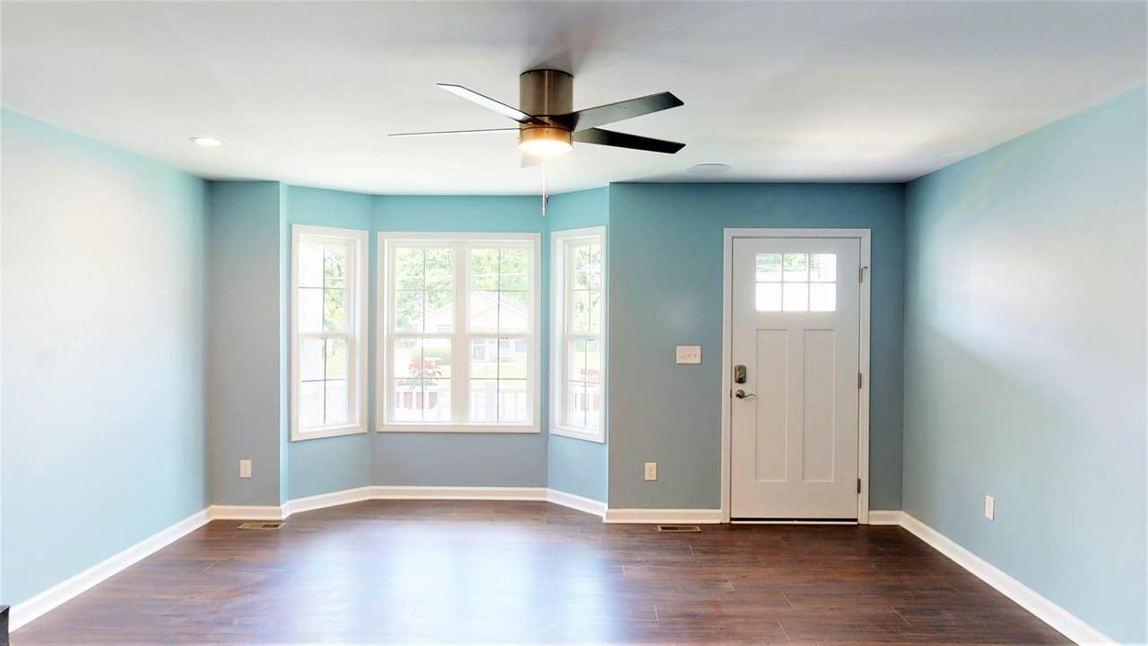 642 Jackson Street - Photo 1