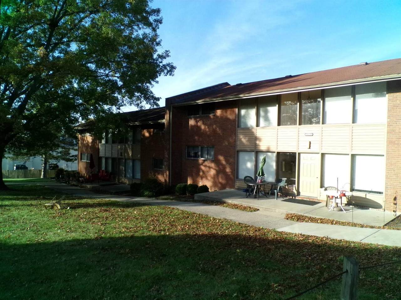 401 Forest Hill Drive - Photo 1