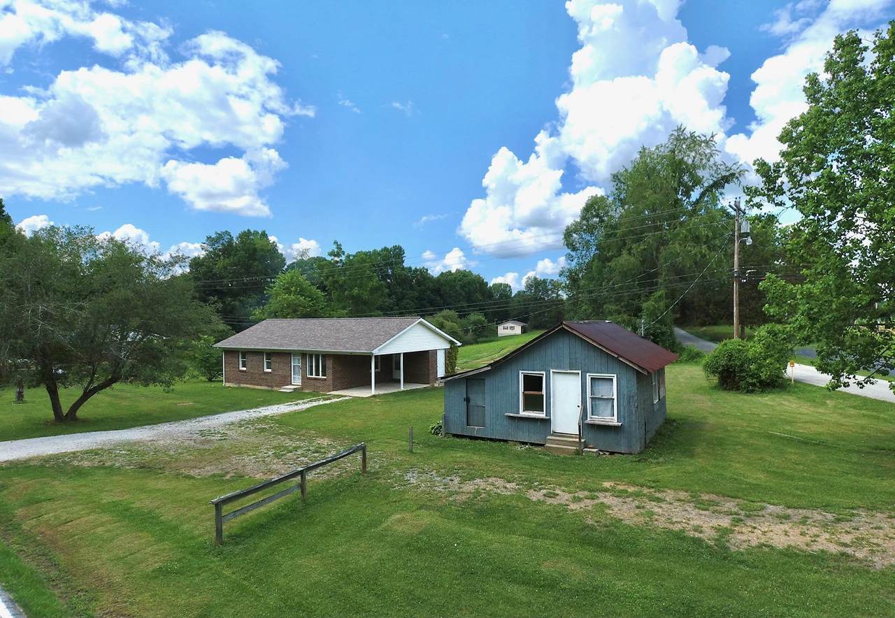 1140 Hwy 587 - Photo 1
