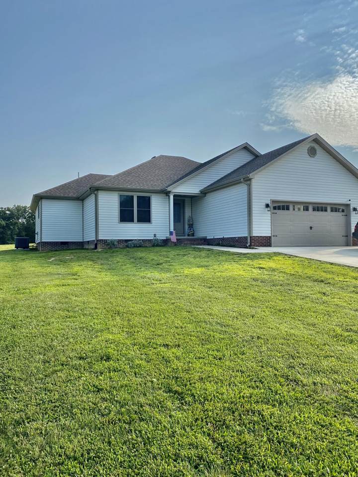 152 Allyson Circle - Photo 1