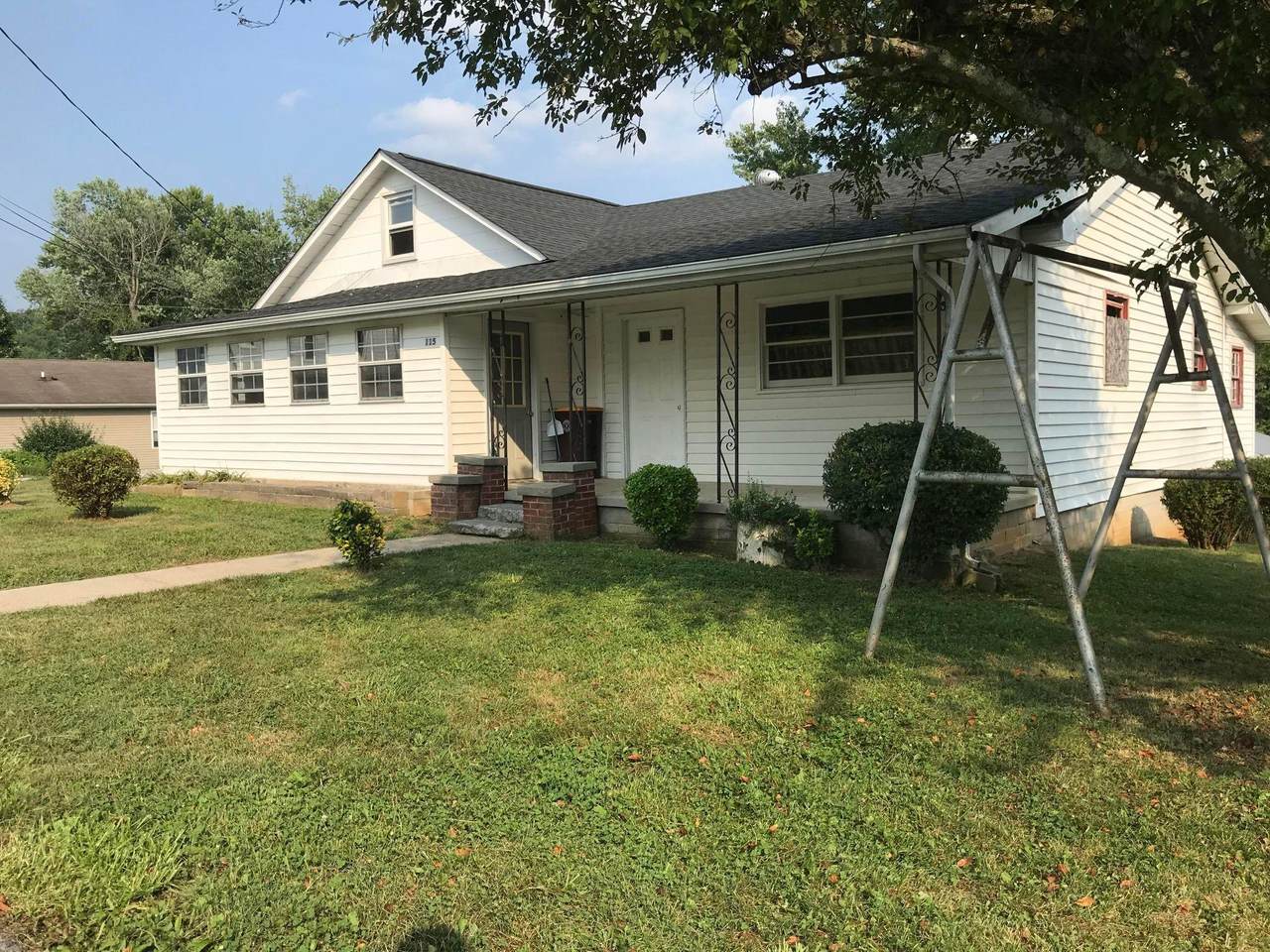 115 Crane Street - Photo 1
