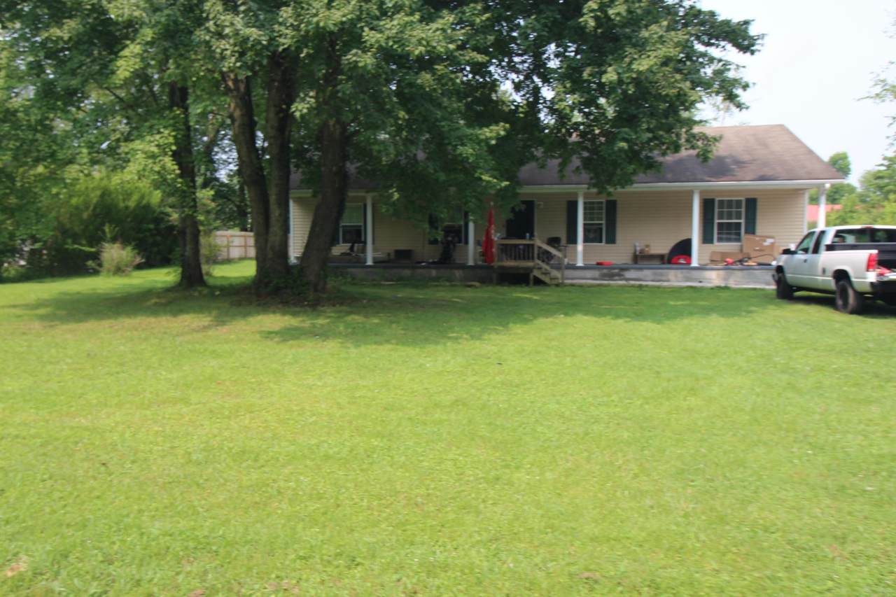 107 Baker Drive - Photo 1