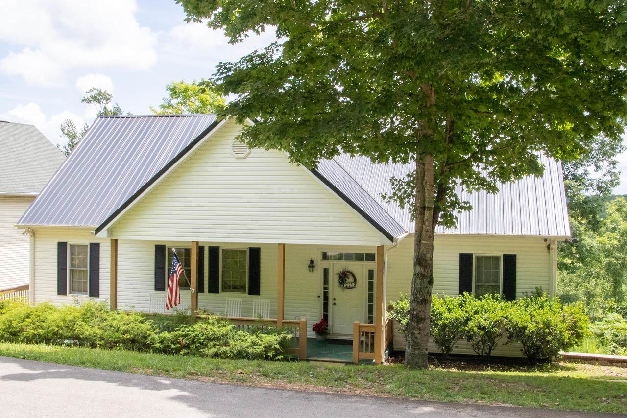 490 Majestic Drive - Photo 1