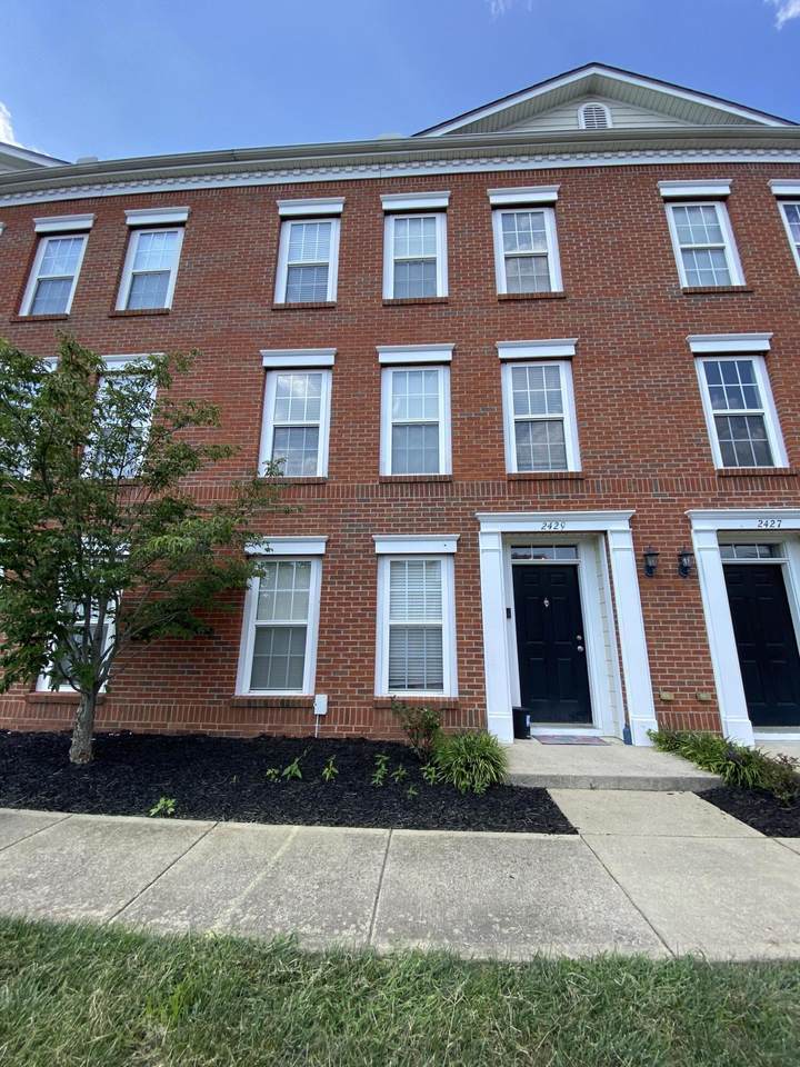 2429 Aristocracy Circle - Photo 1