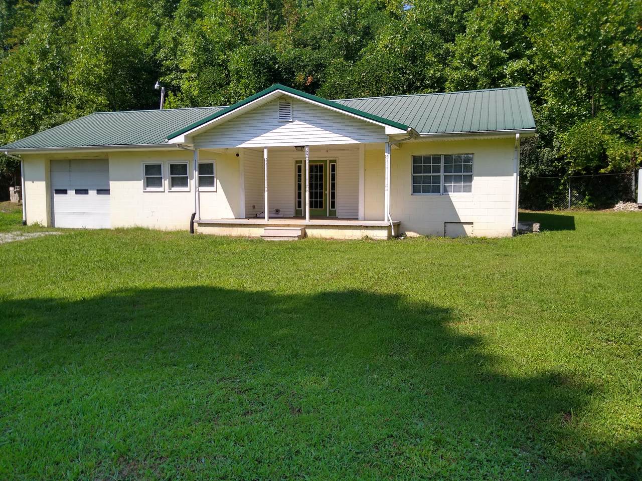 1287 Ky Highway 930 - Photo 1