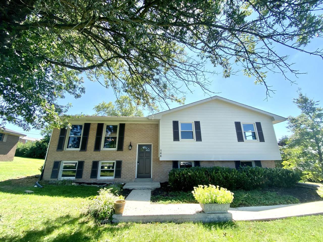 144 Mason Avenue - Photo 1