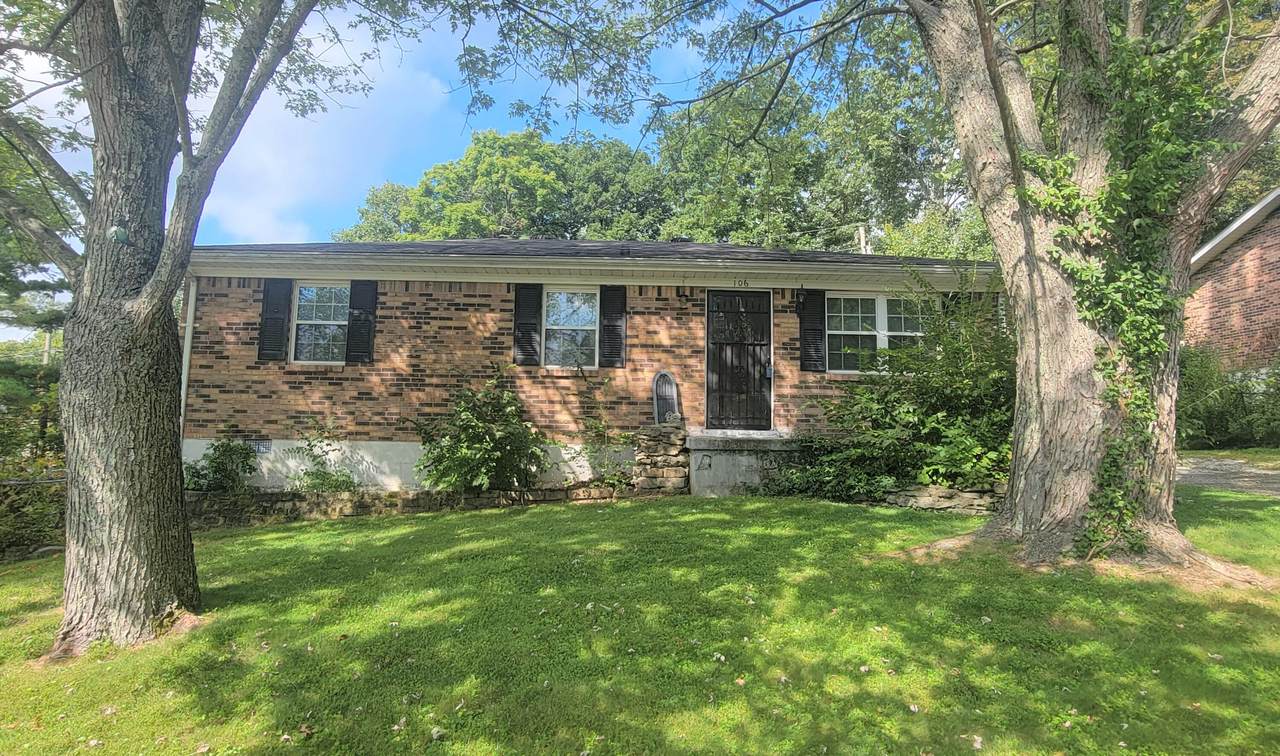 106 Springside Court - Photo 1