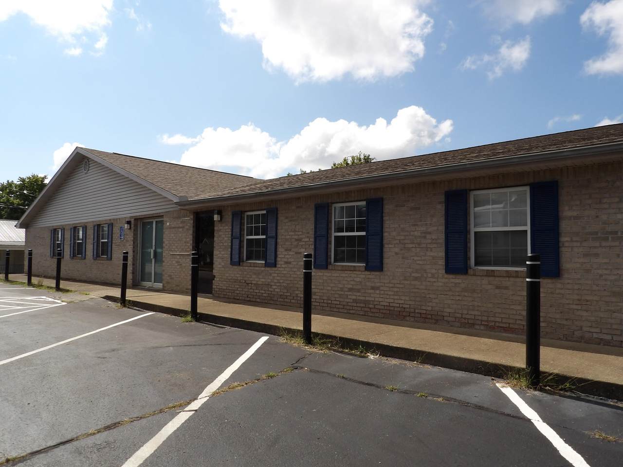 735 Columbia Avenue - Photo 1