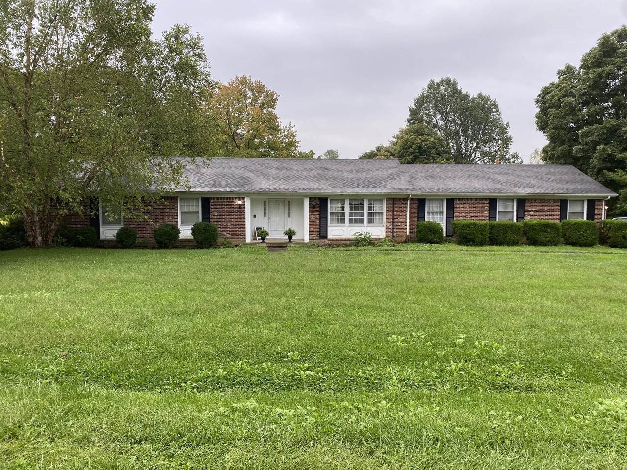 218 Augusta Drive - Photo 1