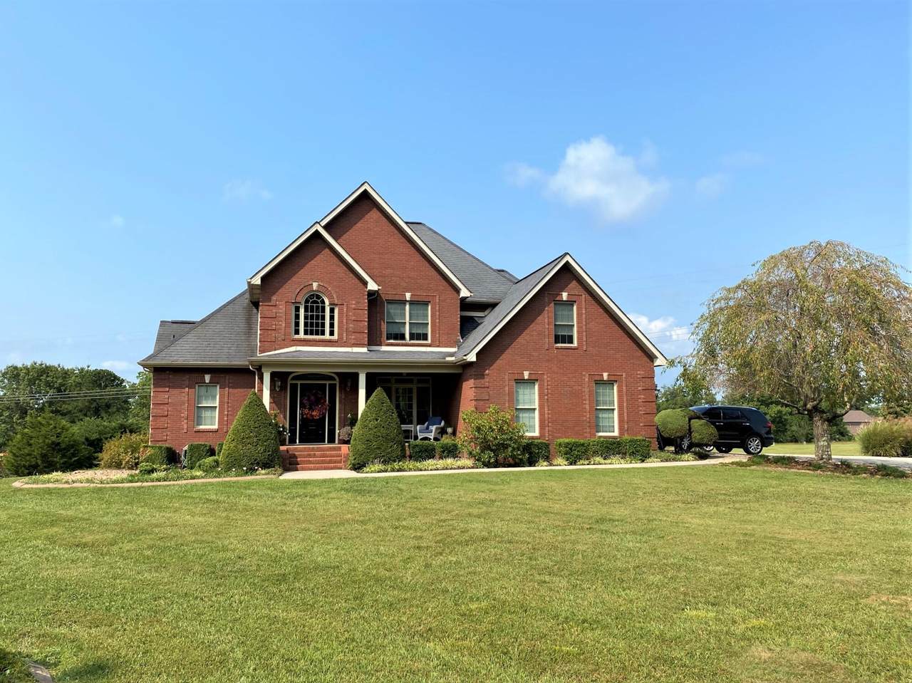 175 Sara Lane - Photo 1