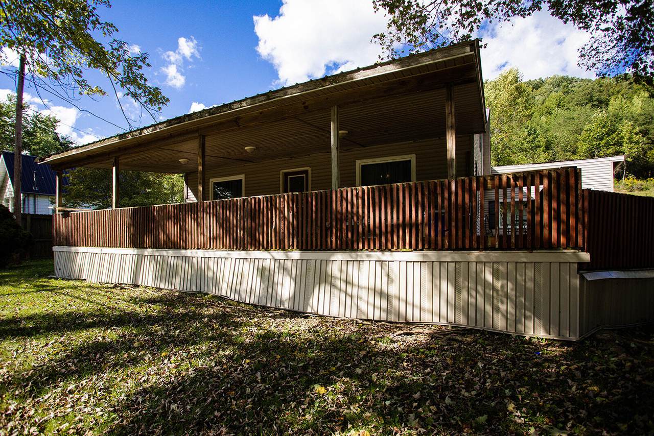 808 Dry Creek Road - Photo 1