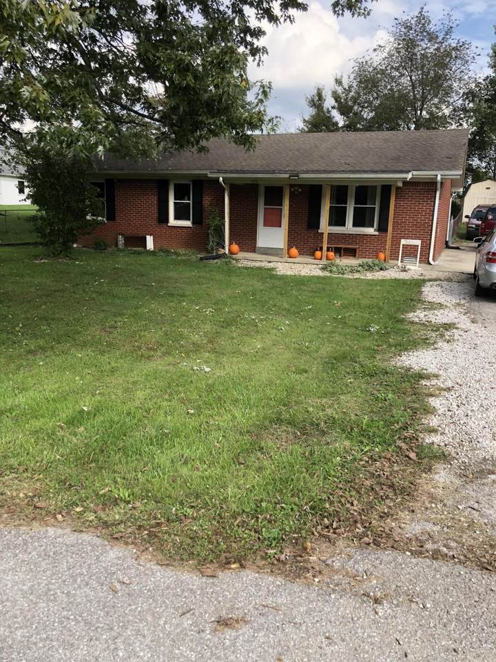 102 Cardinal Drive - Photo 1
