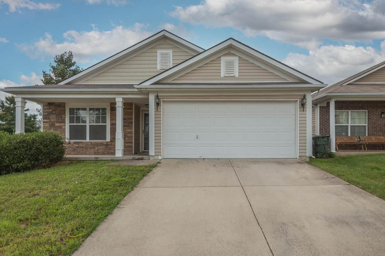 973 Applecross Drive - Photo 1