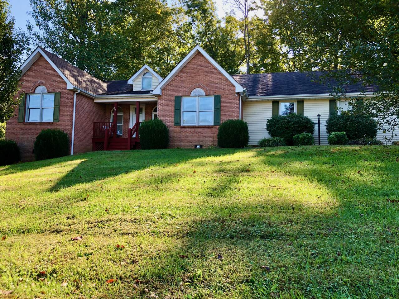 507 Branchwood Drive - Photo 1