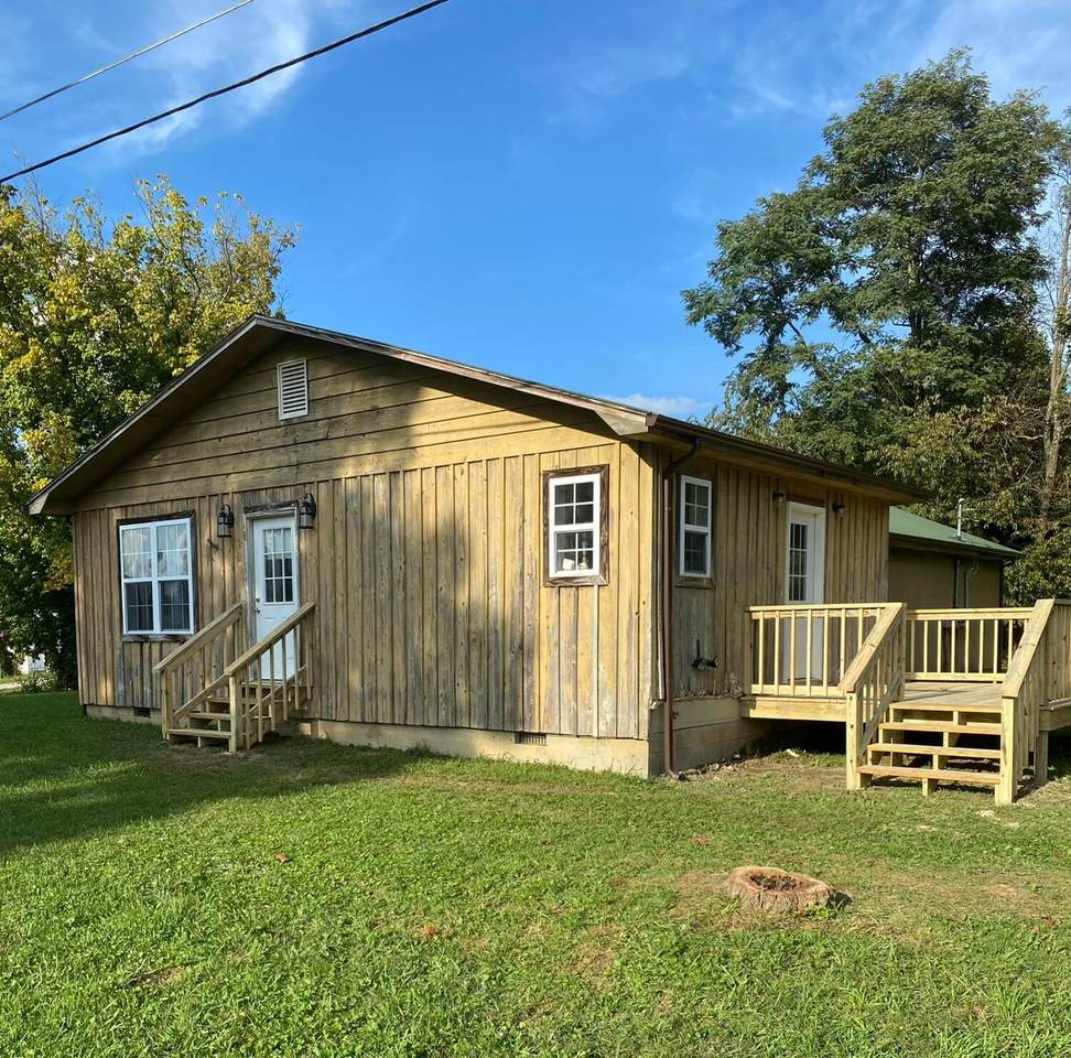 229 Perkins Lane - Photo 1