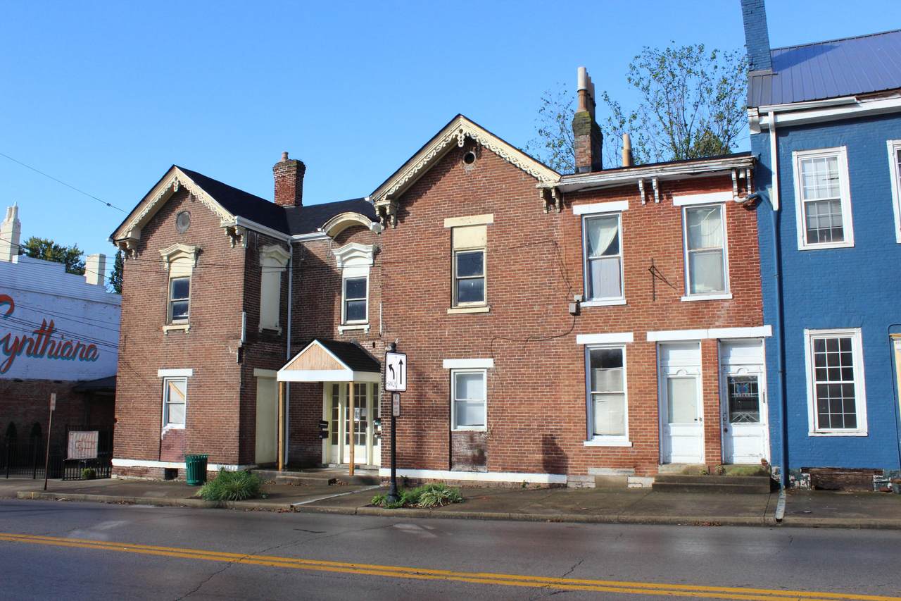 211 Main Street - Photo 1