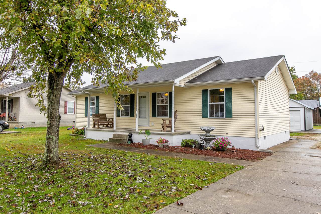 209 9th Avenue - Photo 1