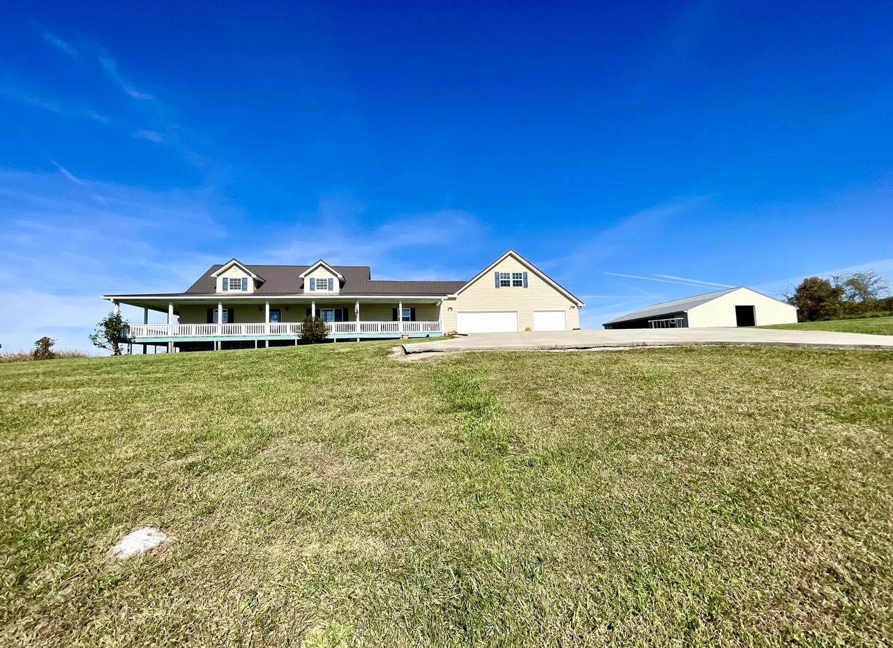 587 Irvine Road - Photo 1