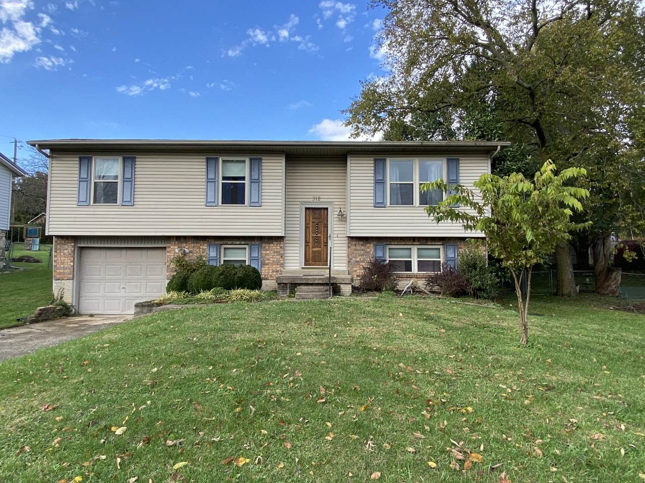312 Sandra Drive - Photo 1