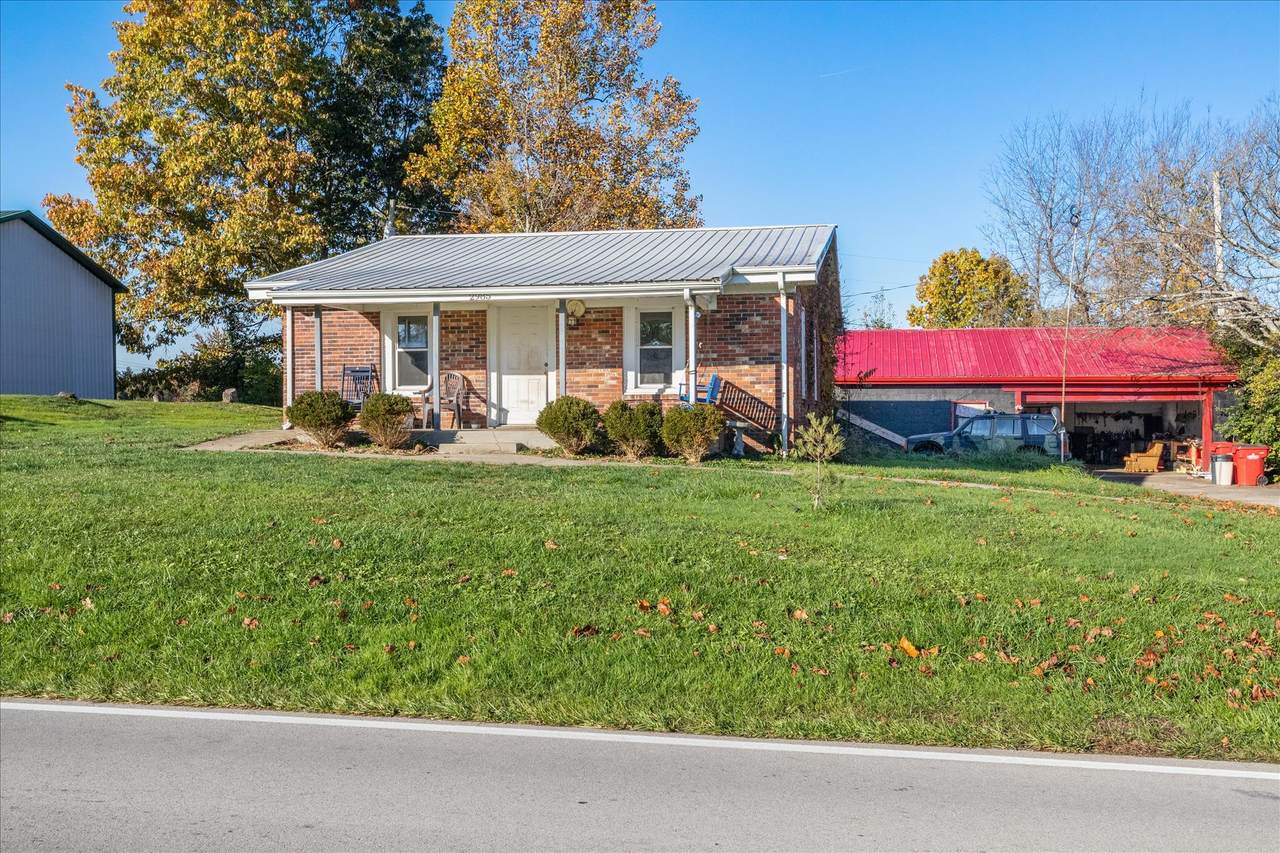 2985 Cardwell Lane - Photo 1