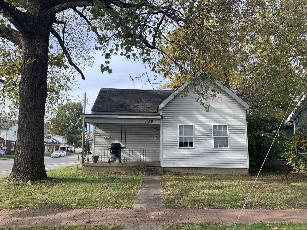 389 Oldham Avenue - Photo 1