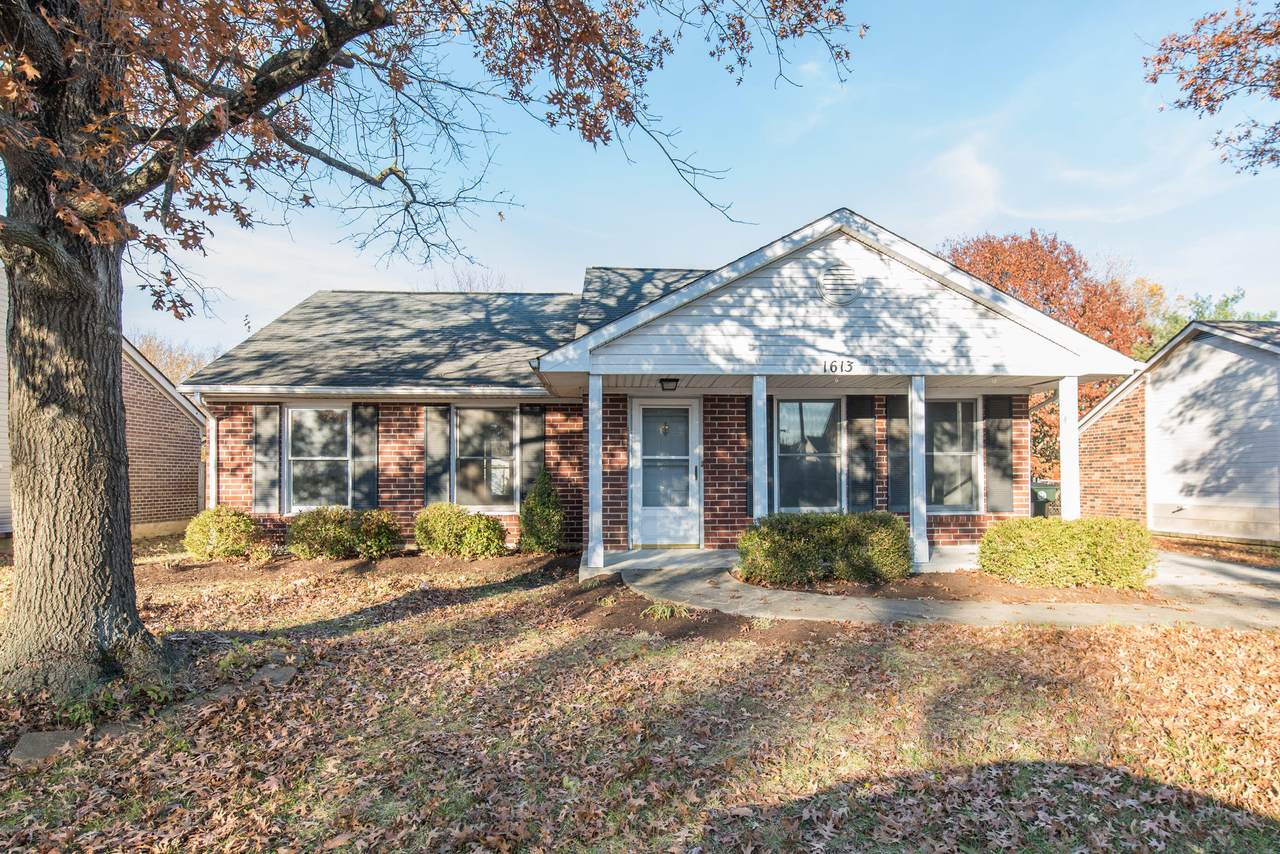 1613 Claywood Court - Photo 1