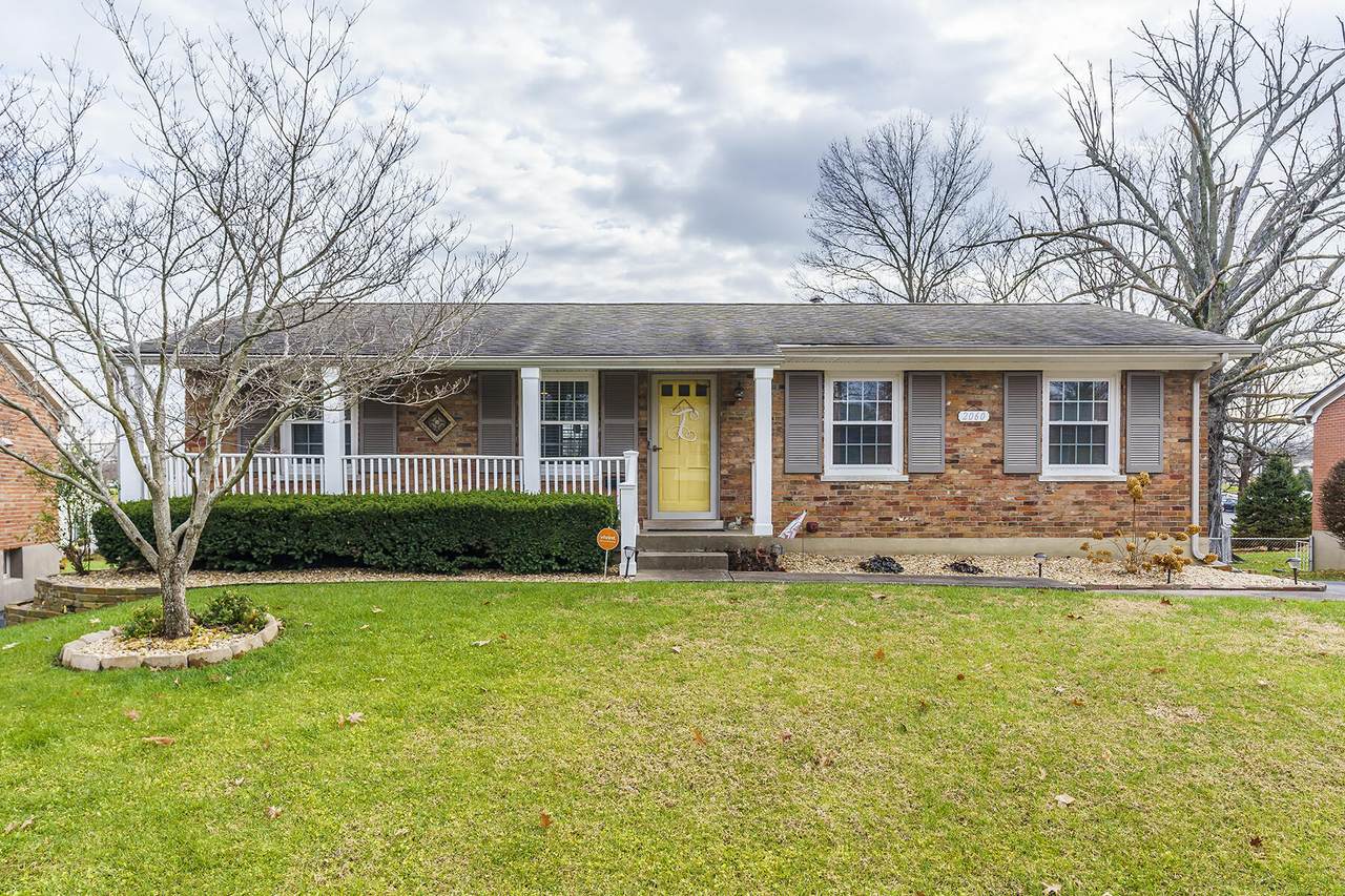 2060 Oleander Drive - Photo 1