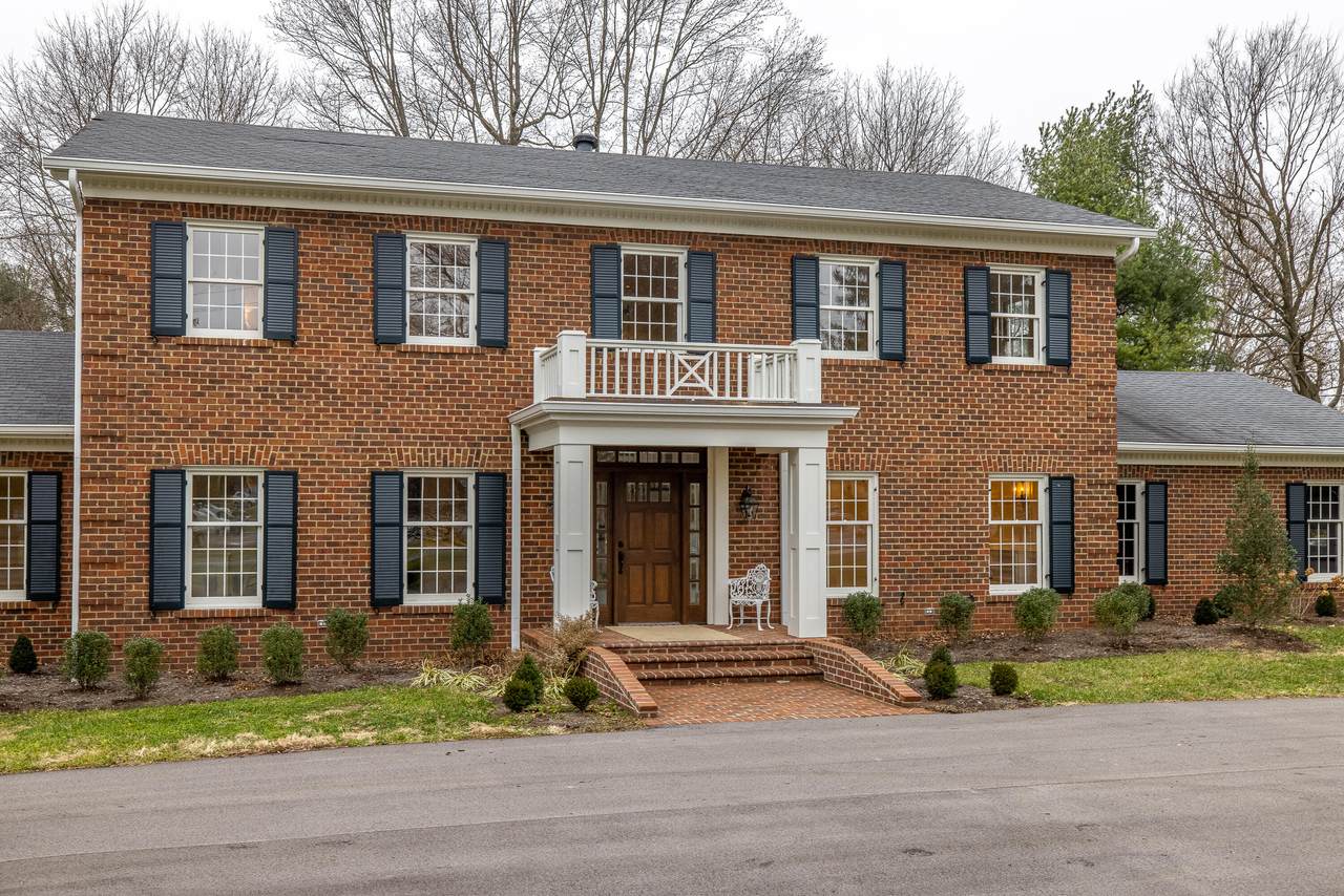 2645 Tates Creek Road - Photo 1
