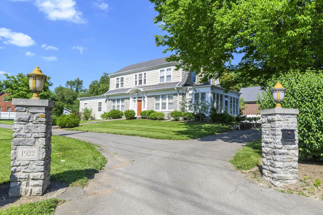 1922 Nicholasville Road - Photo 1