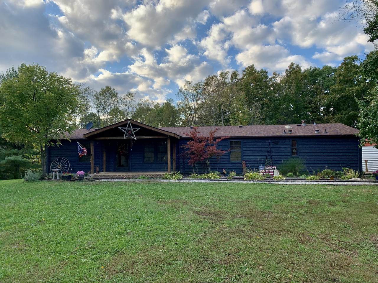 1348 Tracy Road - Photo 1