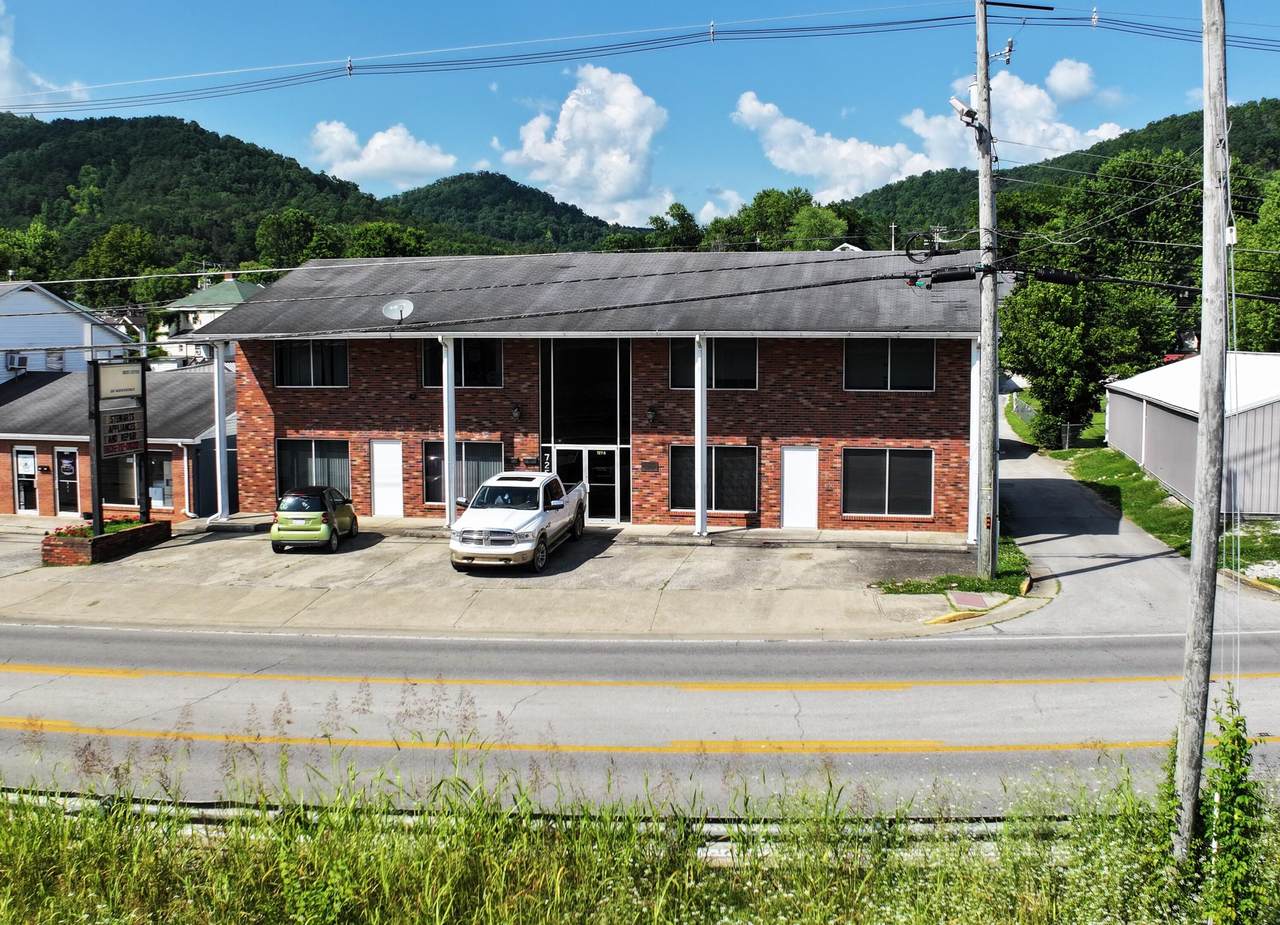 727 River Drive - Photo 1