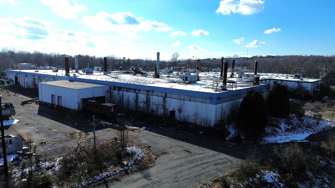 https://bt-photos.global.ssl.fastly.net/lexington/1280_boomver_1_20250730101346438323000000-2.jpg
