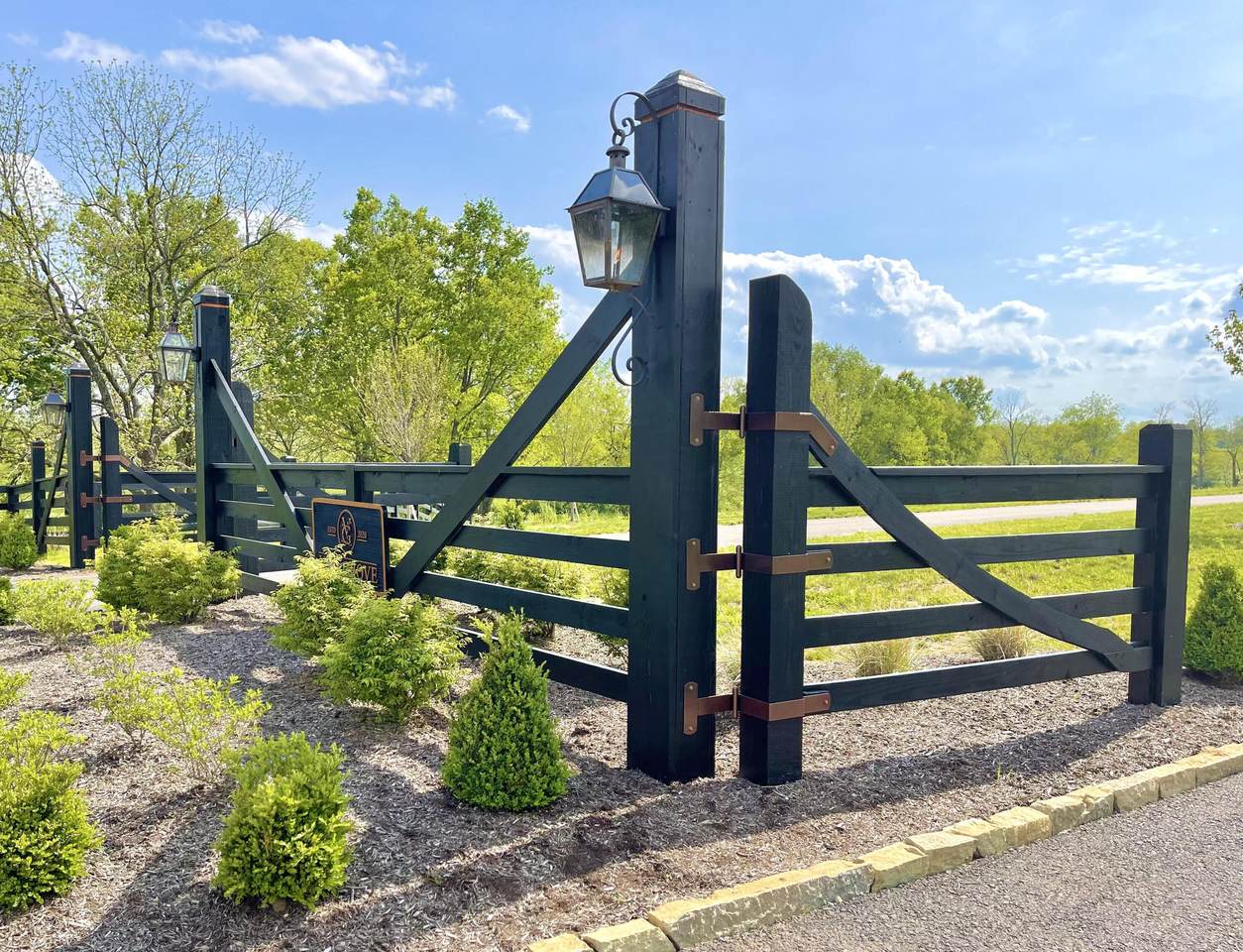 229 Doe Run Road - Photo 1