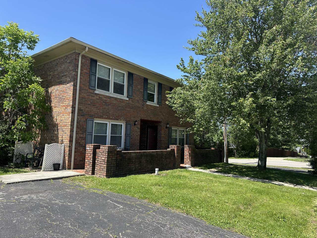 228 Magnolia Drive - Photo 1
