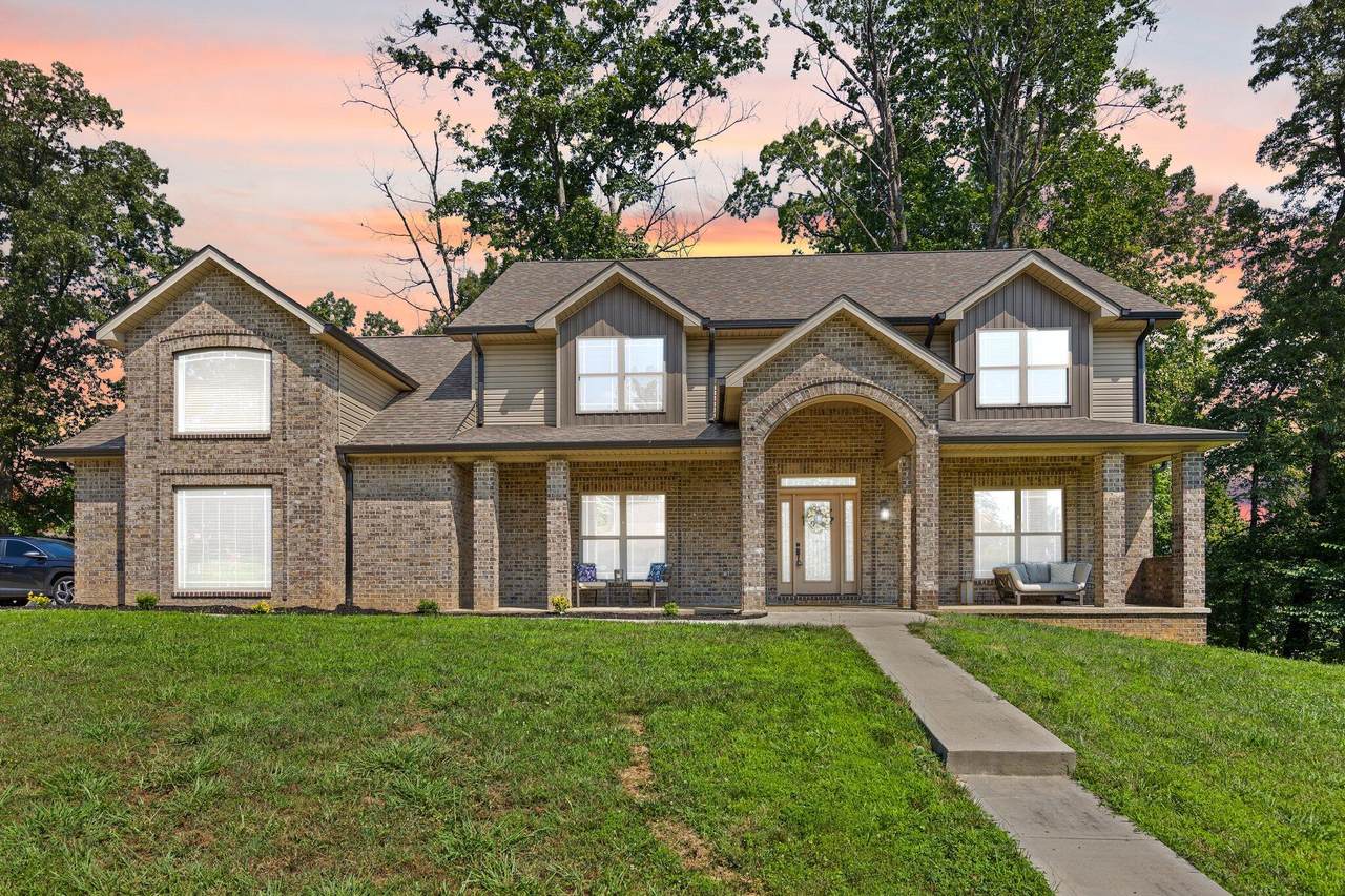 162 Summer Breeze Drive - Photo 1