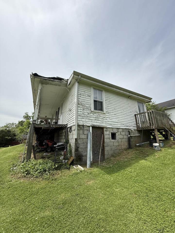 https://bt-photos.global.ssl.fastly.net/lexington/1280_boomver_1_20250730181043116631000000-2.jpg
