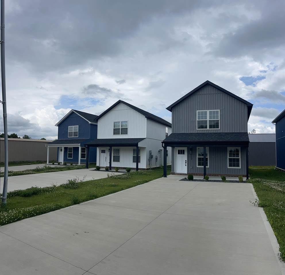 98X3 Hwy. 1611 - Photo 1