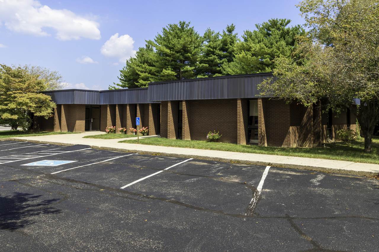 210 Crossfield Drive - Photo 1