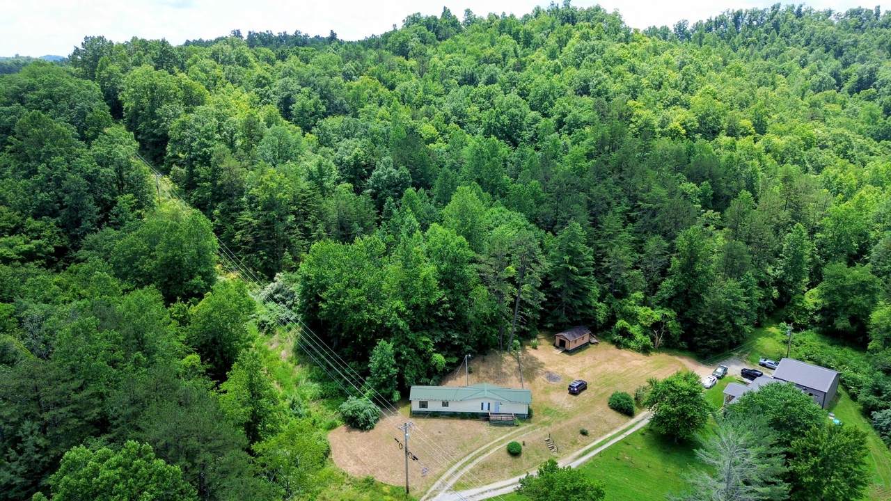 198 Valley Lane - Photo 1