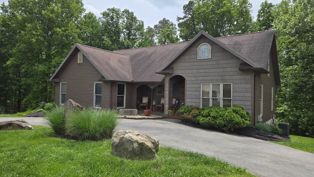 73 Redwood Lane - Photo 1