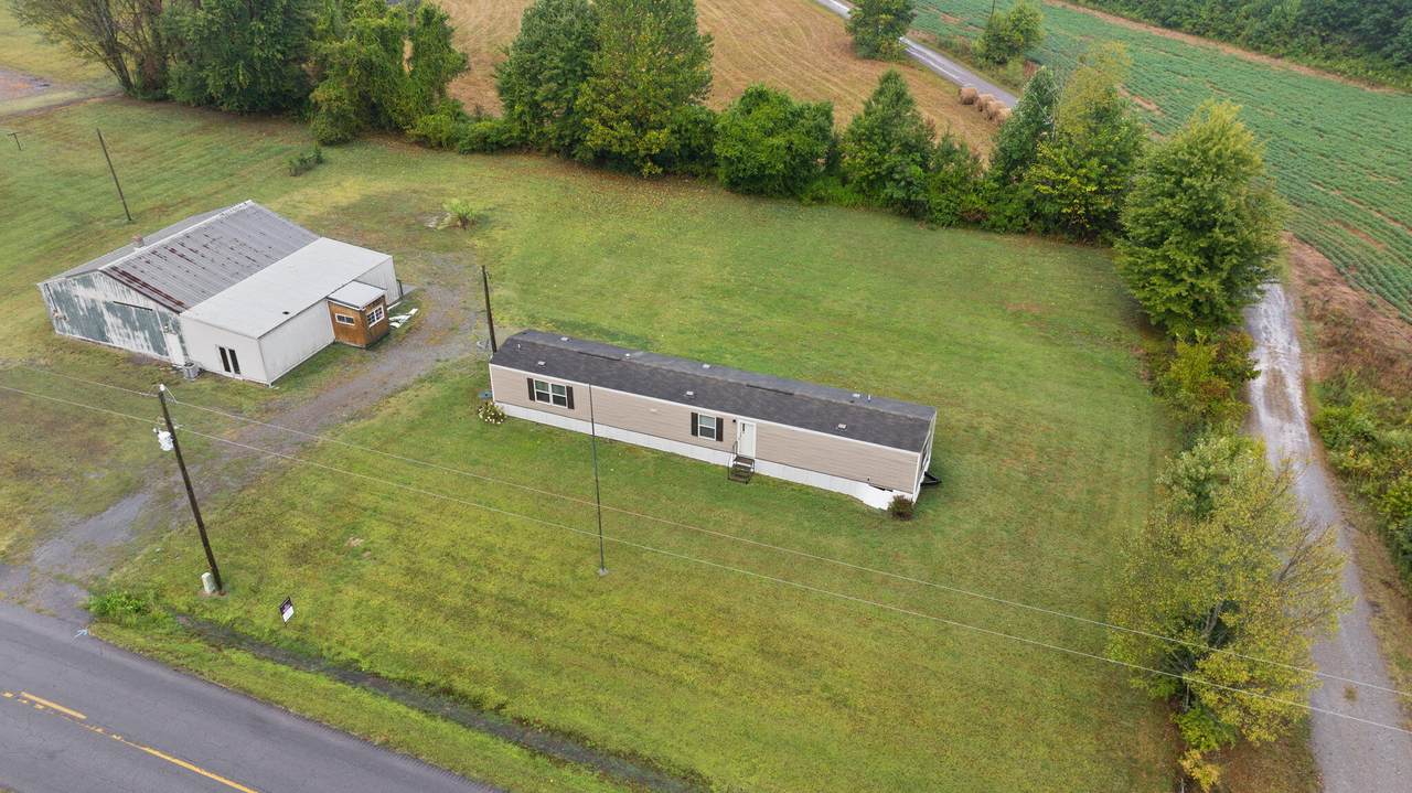59 State Hwy 1611 - Photo 1
