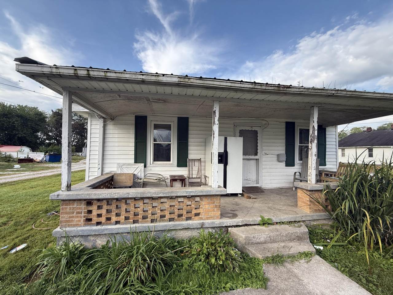 152 Pike Street - Photo 1