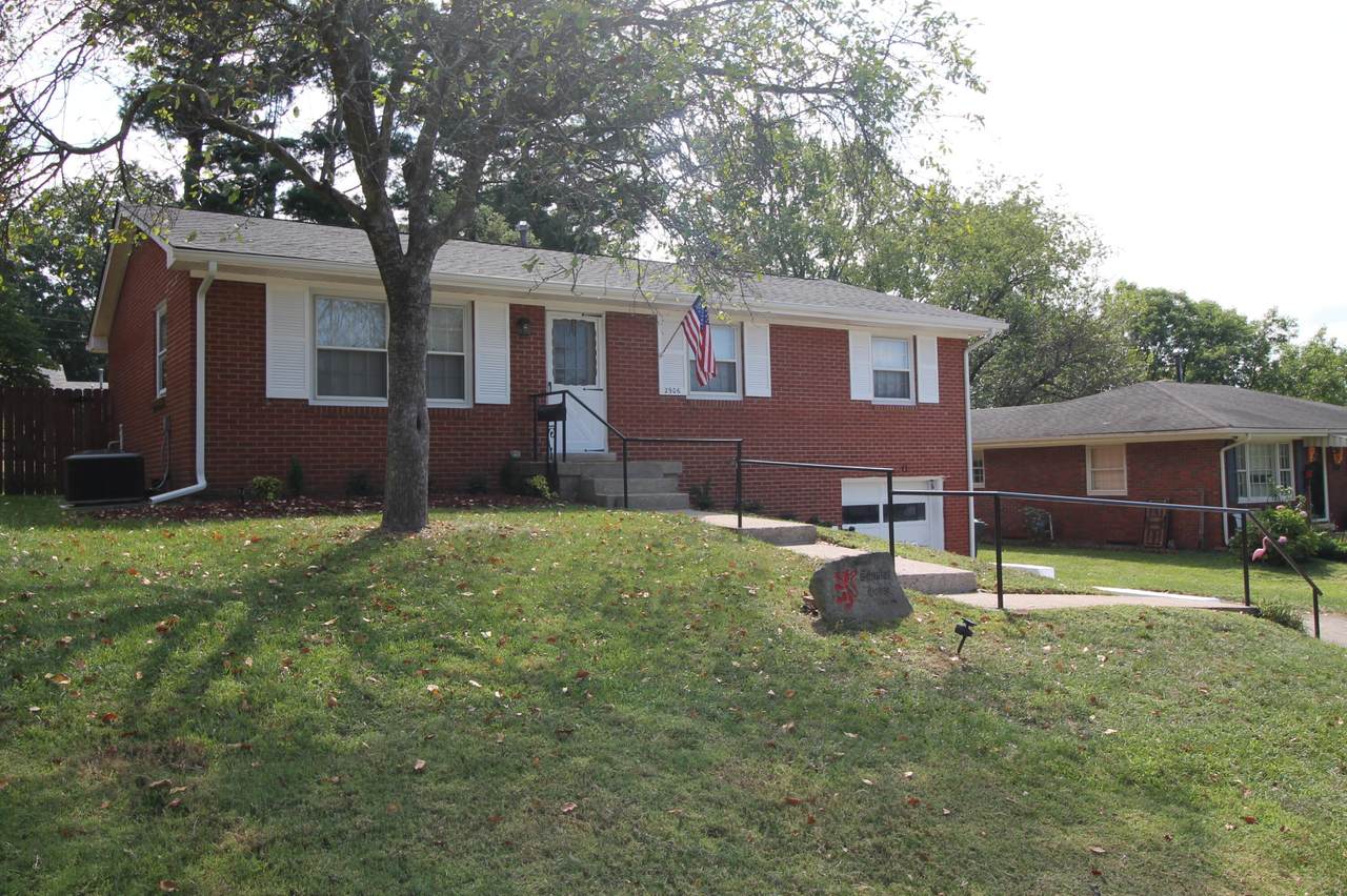 2906 Brigadoon Parkway - Photo 1