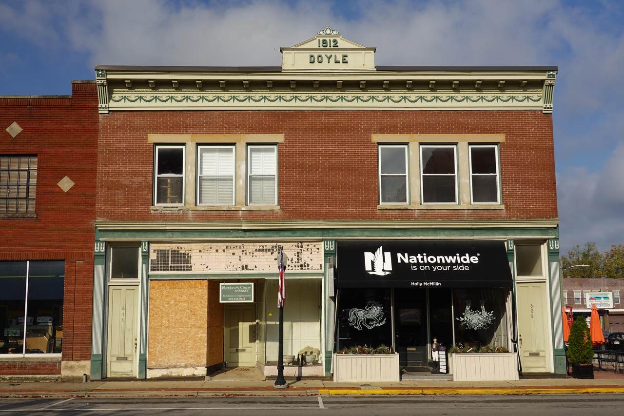 805 - 811 Main Street - Photo 1