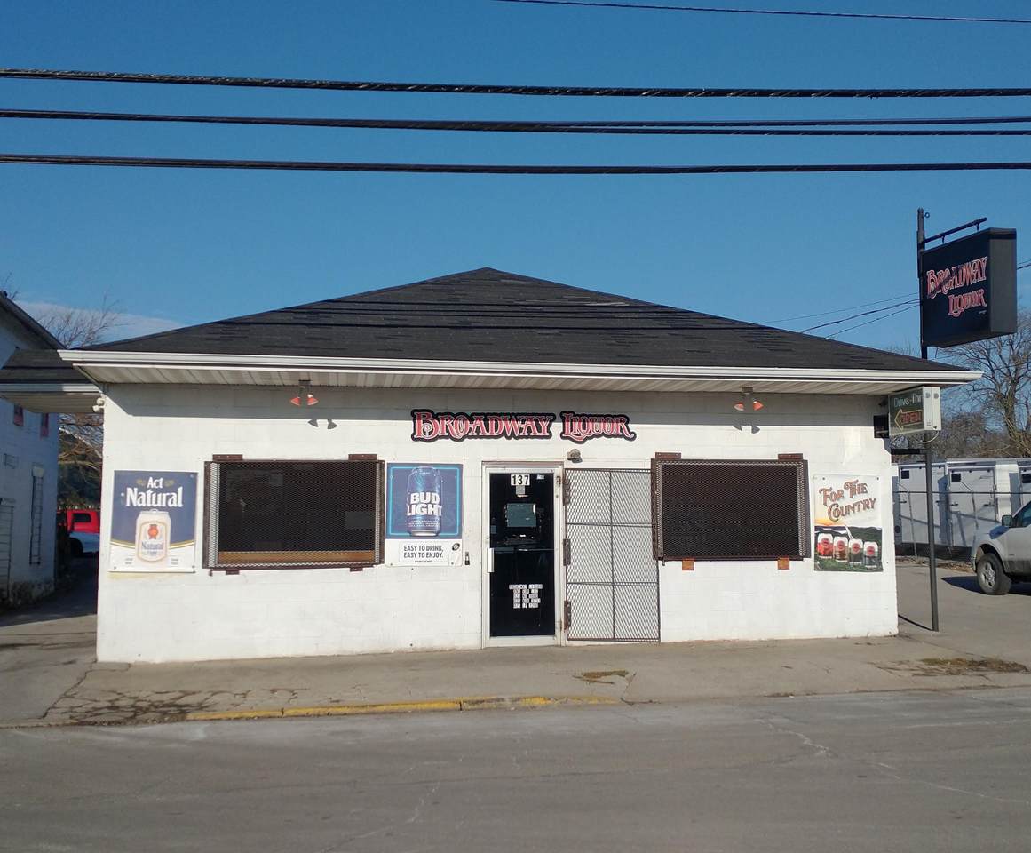 137 East Broadway Street - Photo 1