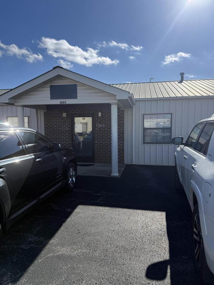 109 76 Boulevard - Photo 1